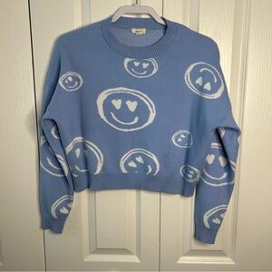 Debut Women’s Baby Blue Smiley Face Cropped Long Sleeve Crew Neck Sweater Size S